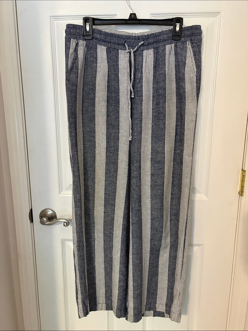 Old Navy Navy and White Wide Leg Striped Pants